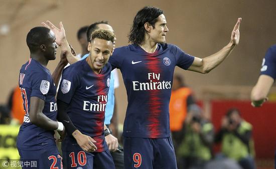 詹姆斯本赛季场均仅15.2分&生涯最低，新秀赛季为20.9分（詹姆斯本季场均仅15.2分创生涯新低，新秀赛季曾达20.9分）