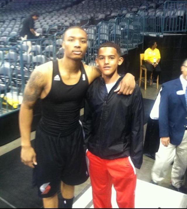 意媒：贡多齐可能在冬窗离开拉齐奥，标价至少3000万欧元（意媒：贡多齐或在冬窗从拉齐奥离队，标价不低于3000万欧）