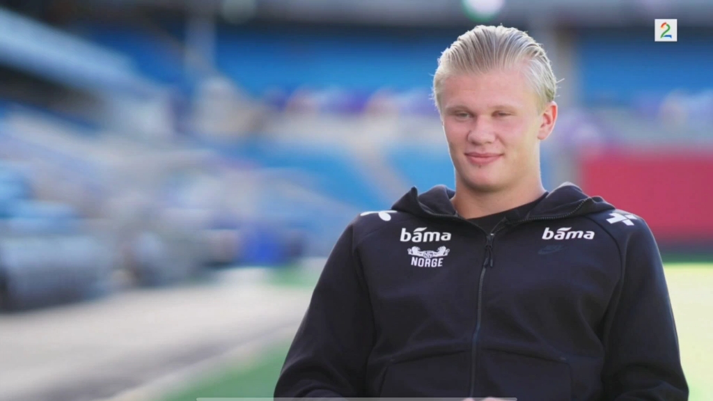 半场战报：国安2-0亚泰，塞尔吉尼奥破旧主，法比奥点射（半场：国安2-0领先亚泰，塞尔吉尼奥反戈旧主，法比奥点球命中）