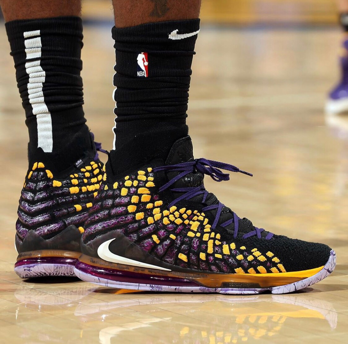 安帅：谈内马尔就像谈其他球员一样，我不欠任何人任何东西（安切洛蒂：讨论内马尔与其他球员无异，我不欠任何人任何东西）