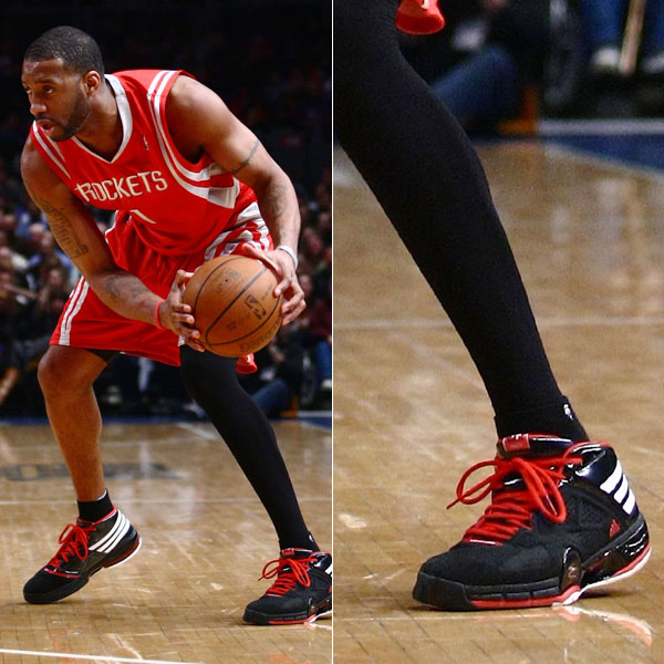 拜仁高层：南看台球迷燃放烟花破坏环境，欧足联肯定会做出处罚（拜仁管理层称南看台球迷燃放烟花扰乱环境，欧足联将予以处罚）