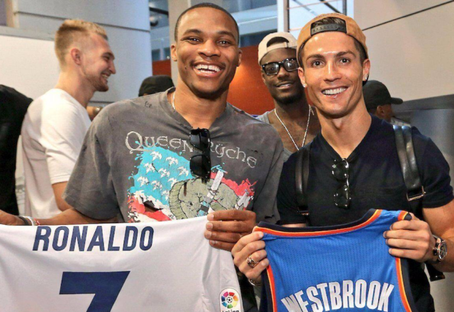 NBA伤病更新：杜兰特因伤缺席比赛,（NBA伤情通报：杜兰特因伤缺阵）