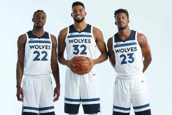 法国足坛最年轻职业球员：尤文马竞关注昂热15岁前锋迪亚洛（15岁迪亚洛刷新法国职业足坛最年轻纪录，尤文马竞盯上昂热新星）